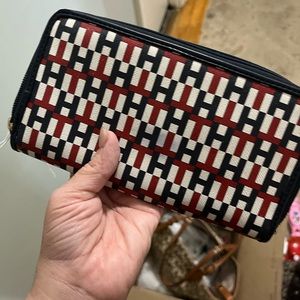 Tommy Hilfiger wallet. Y2k excellent condition